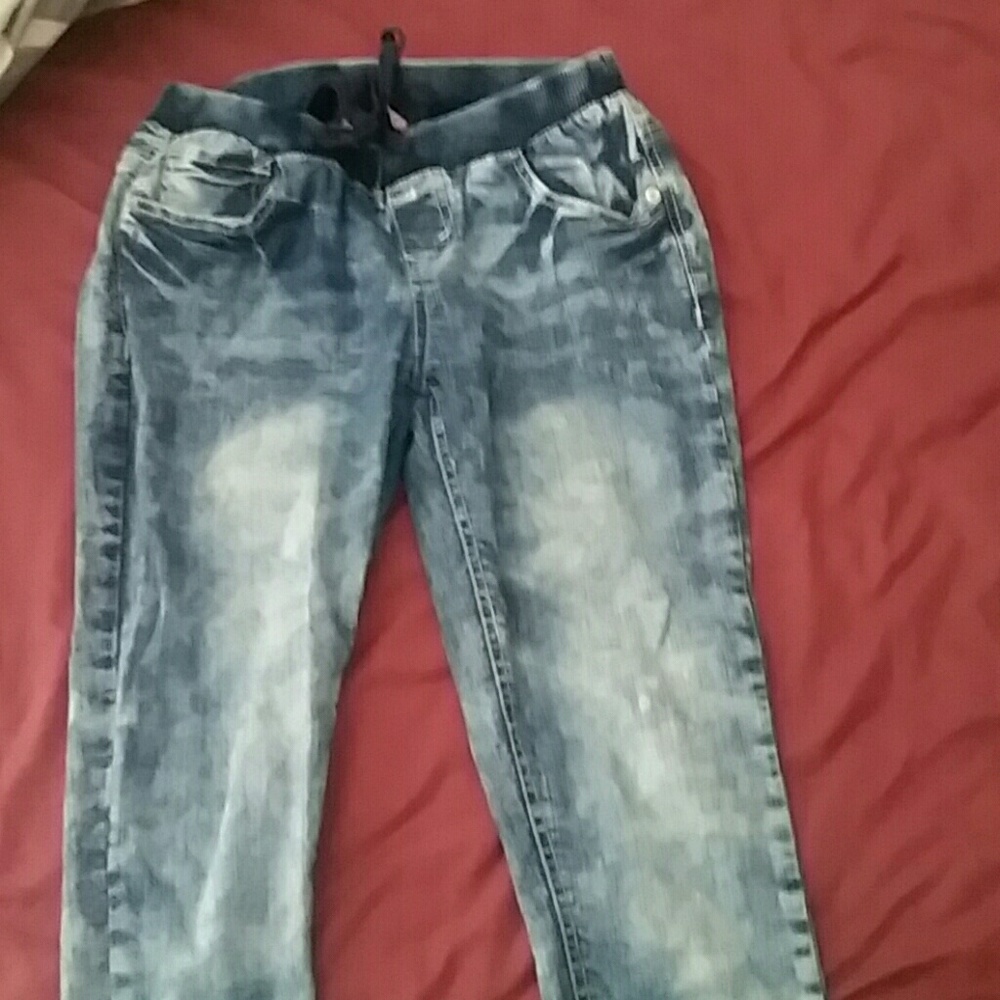 Skinny jeans